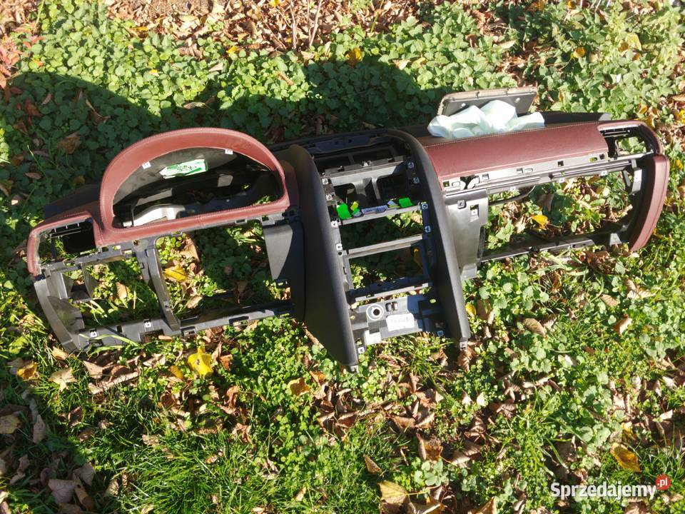Deska rozdzielcza Peugeot 407 Coupe bordowa Tarnów