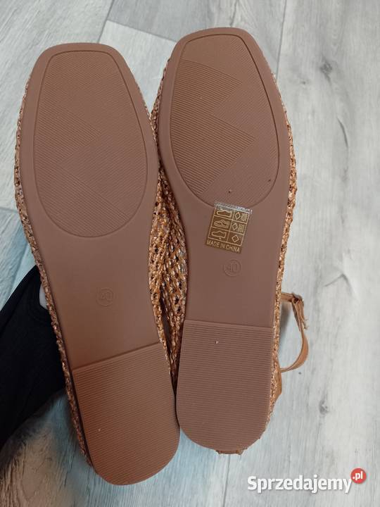 49 Brązowe siateczkowe baleriny wieczorowe z Balerinki Kraków