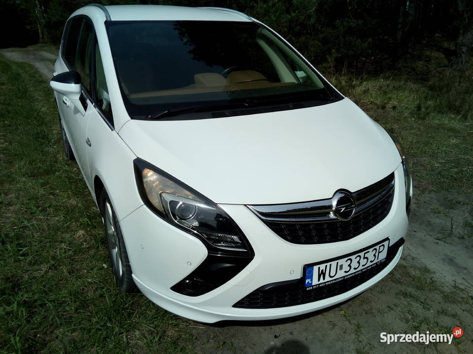 Opel Zafira C  6 biegów 7osób LPG Nawigacja