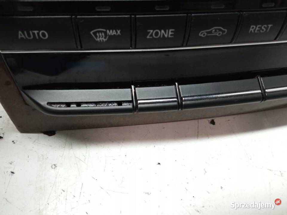 PANEL NAWIEWU 2129007504 MercedesBenz Eklasa IV sprzedam