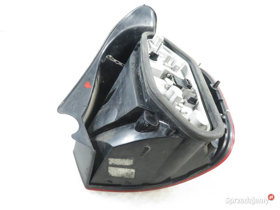 LAMPA LEWA TYLNA RENAULT MODUS 8200658411R