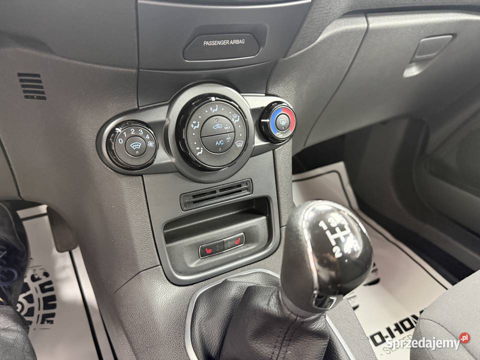 LIFT BENZYNA alufelgi CarPlay 12 GWARANCJA czujnik zmierzchu