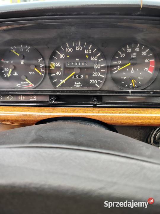 MercedesBenz W201 190 20B pierwsza seria projekt czarny Zgierz