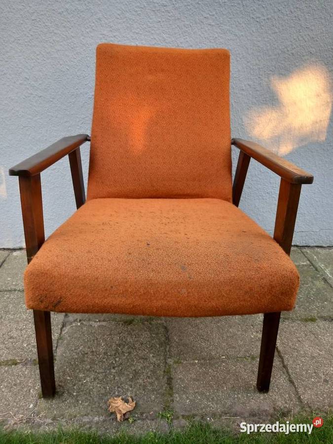 Stary fotel Śnieżnik PRL vintage Rawicz