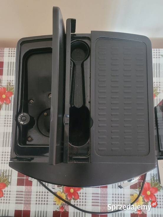 Ekspres DeLonghi Magnifica Nadarzyn