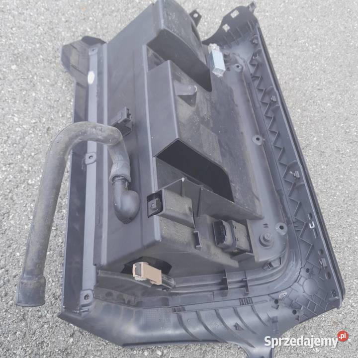 Schowek pasażera 1K1857290 VW Golf V Kombi Jetta Wyposażenie wnętrza Ryki