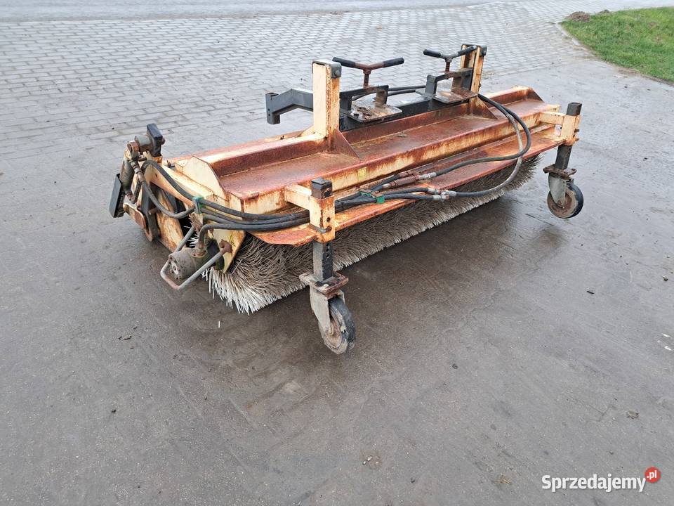 Zamiatarka ze zbiornikiem 205 kujawsko-pomorskie Piecewo