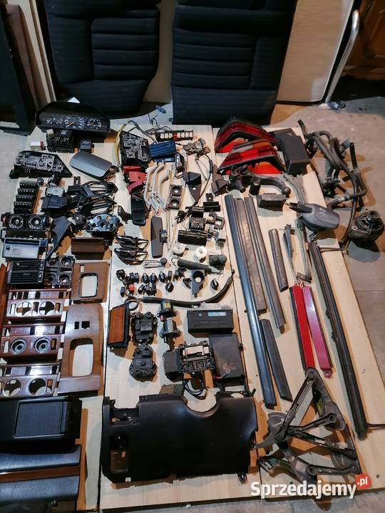 Mercedes W124 200E230E260E300E Różne Części Samochody na części