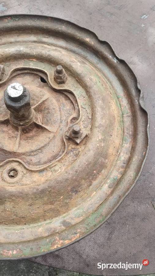 Zabytkowe koło VW Kubelwagen Radom