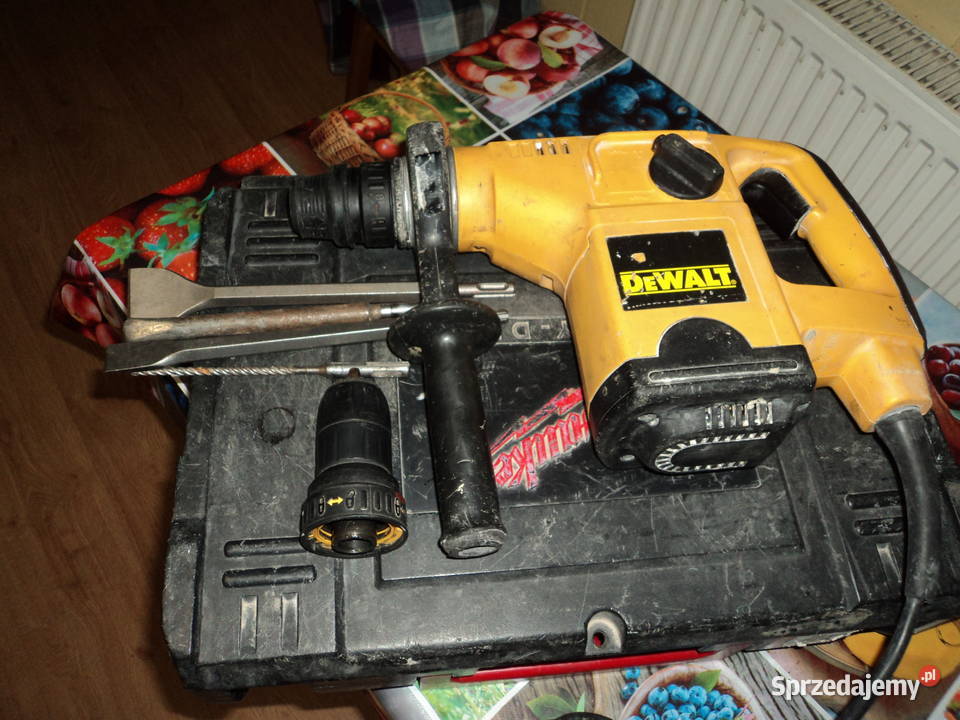 Dewalt d25404qs mlotowiertudarowa 900 w 42 j z Połczyn-Zdrój