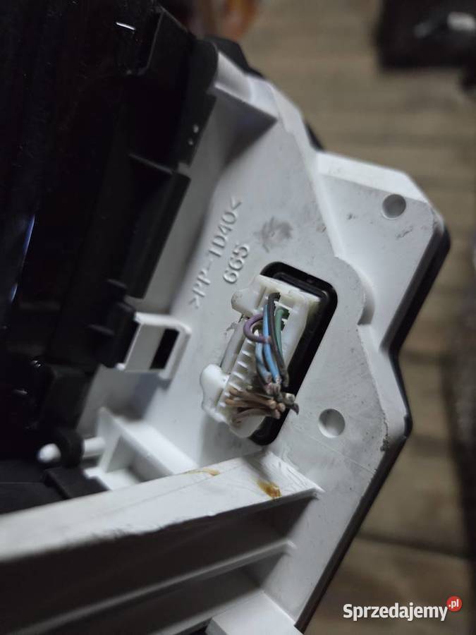 Licznik Toyota Yaris 2 14 diesel Łagów