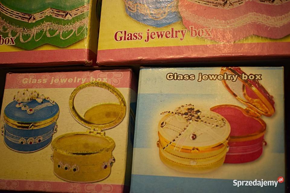 Ceramiczna szkatułka w kształcie serca na drobną Chełmno