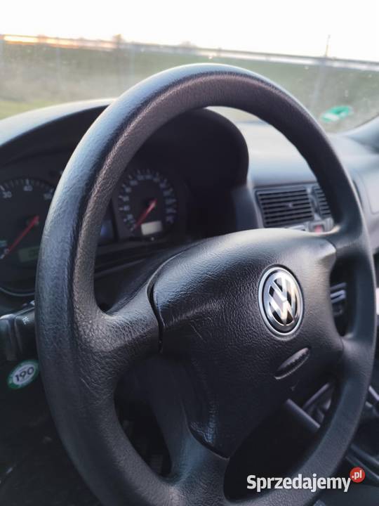 VW GOLF IV 16 Ben 2002r 154 5 drzwi Climatronic 1600cm3 Golf Tomaszów Lubelski sprzedam
