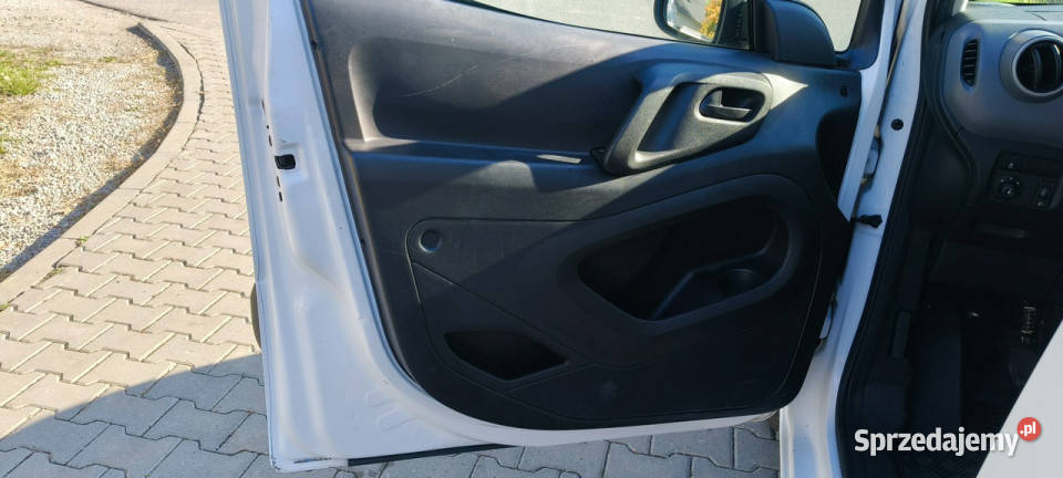 Peugeot Partner B ekonomiczny Klima 141 141729km Stare Budy