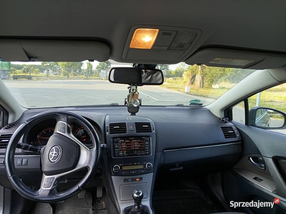 Toyota Avensis t27 20 D4D 126 2010r diesel dolnośląskie