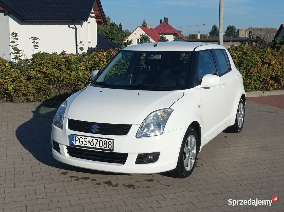 Suzuki swift 2010 13 benzyna Śrem