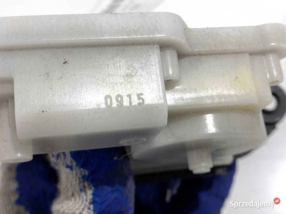 ZAMEK KLAPY TYŁ NISSAN QASHQAI J11 Crossover