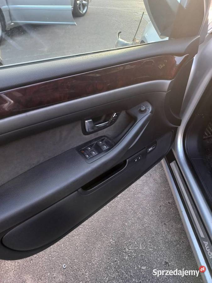 Audi A8 D3 regulowane zawieszenie