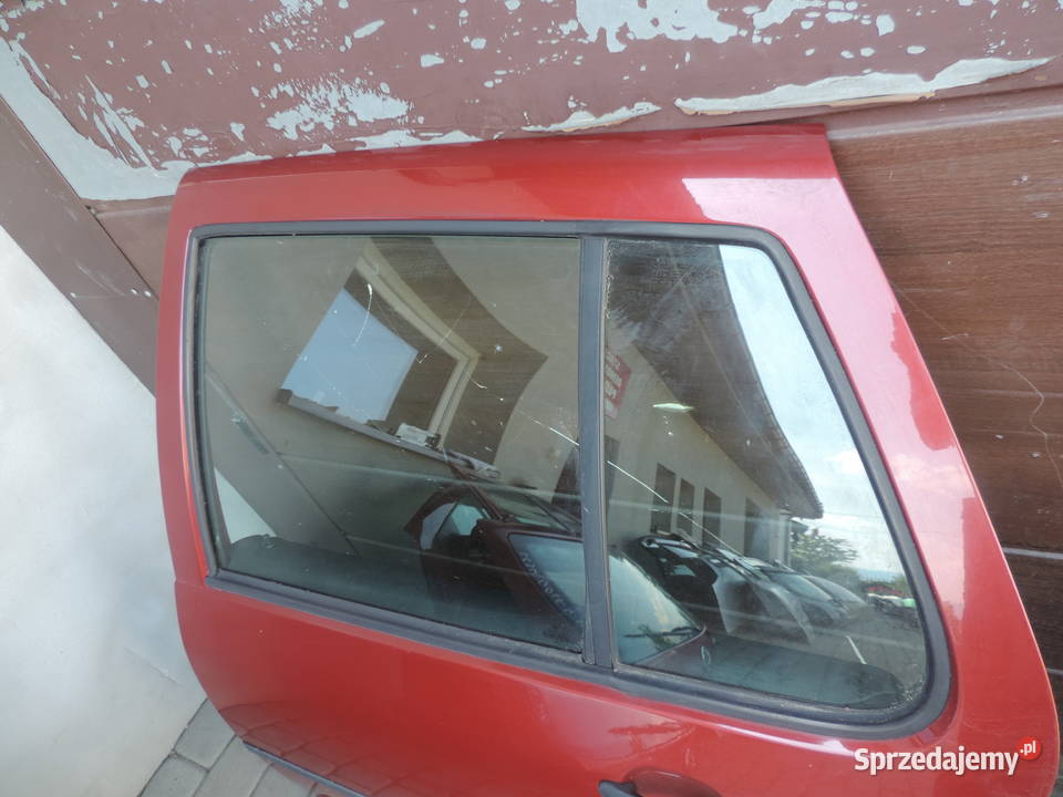 VOLKSWAGEN GOLF IV 5D DRZWI LEWY TYŁ LC3K osobowe Karoseria Nowy Sącz