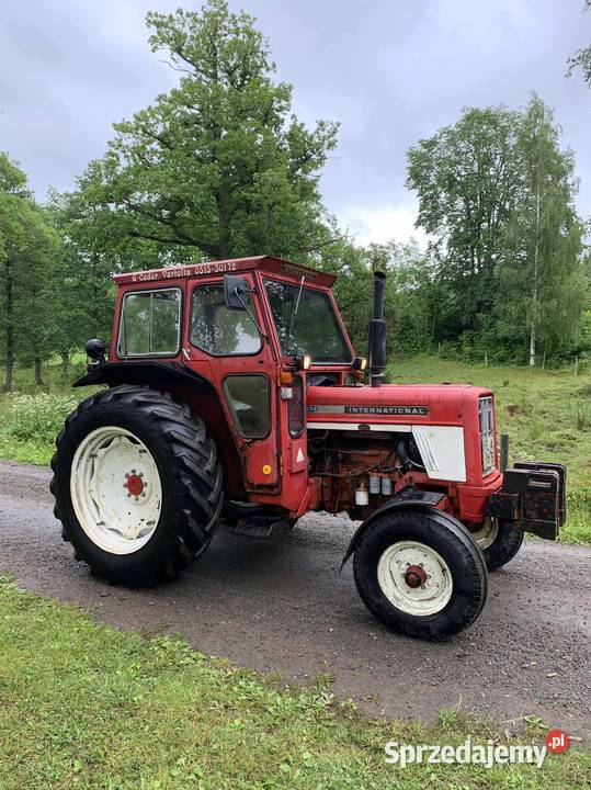 Traktor International 574 Ryki