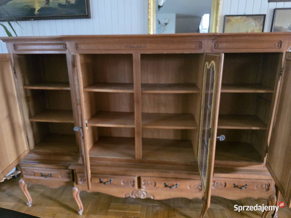 Witryna w stylu ludwikowskim Kraków