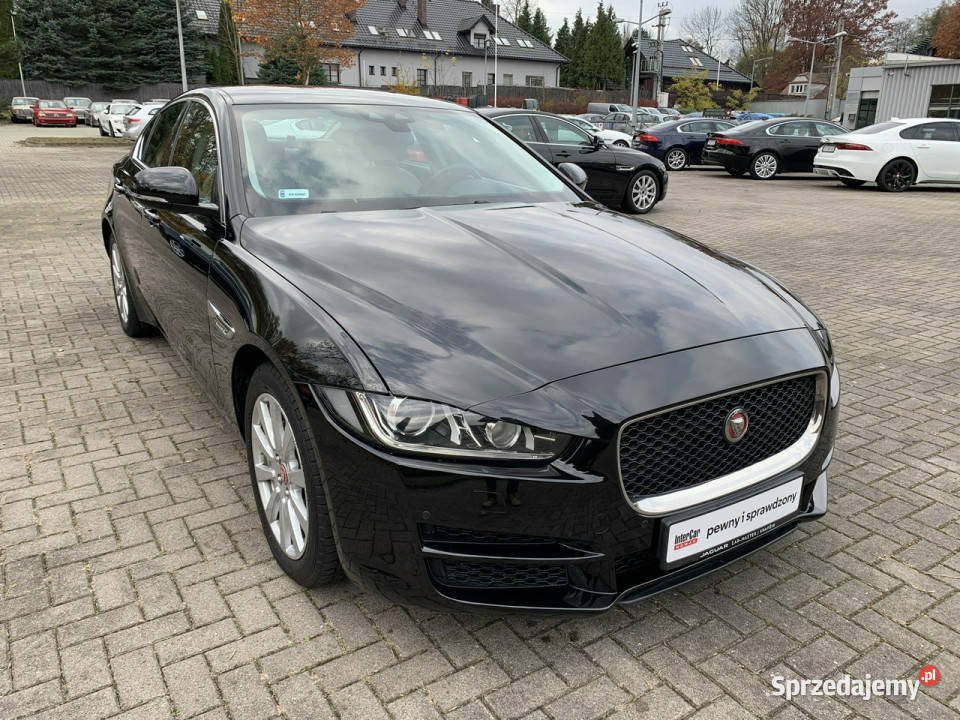 Jaguar XE Jaguar XE 20d 180 I 2014 światła LED Kraków