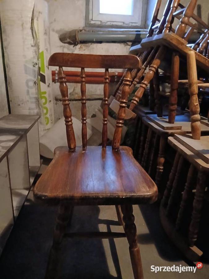 Stół z krzesłami 3 komplety stołów z krzesłami