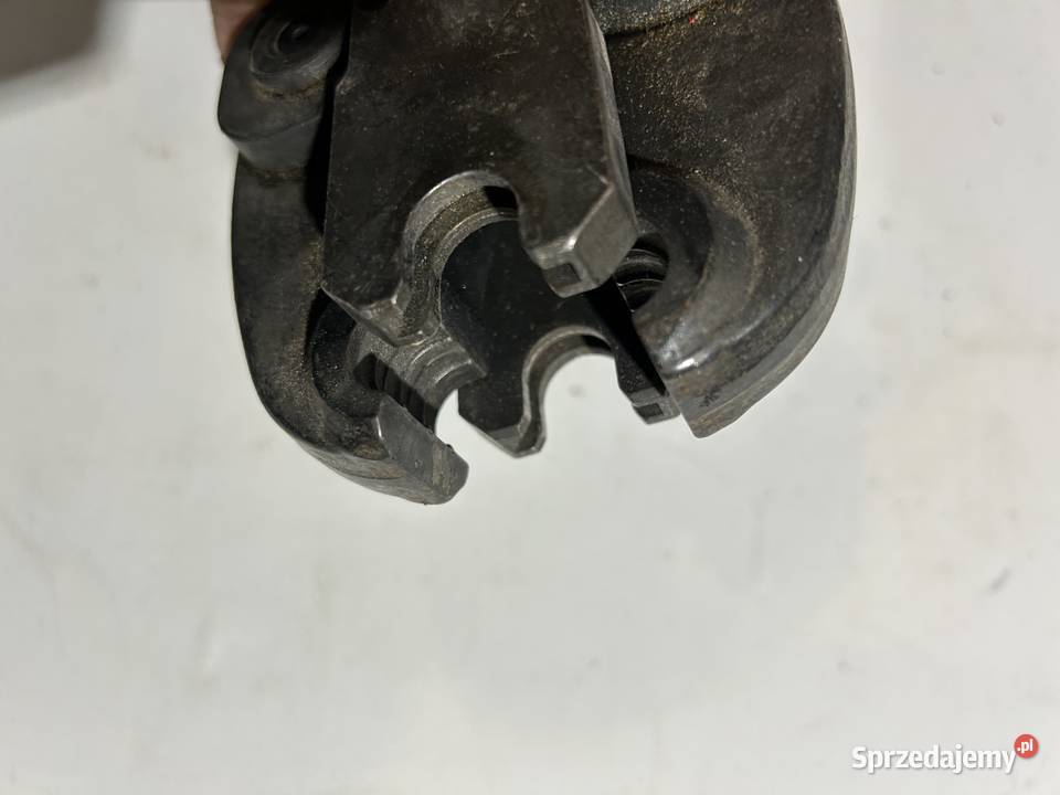 SZCZĘKA UPONOR PEX 14 MM Kraków sprzedam