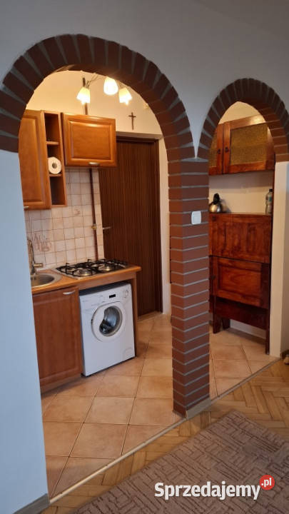 Kawalerka do wynajęcia 3 piętra i więcej Wynajem