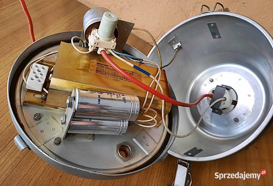 Lampa industrialna Glamox E 40 duża Made in Ostrów Wielkopolski sprzedam