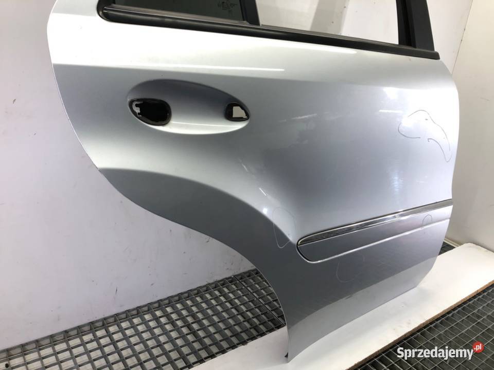 DRZWI PRAWY TYŁ MERCEDES W164 SUV 0512
