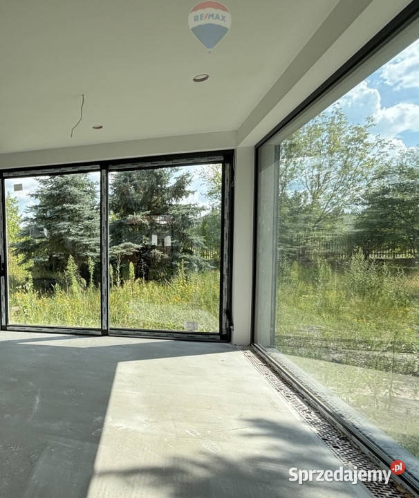 Nowoczesny dom pasywny w sercu Warszawy garaż Warszawa