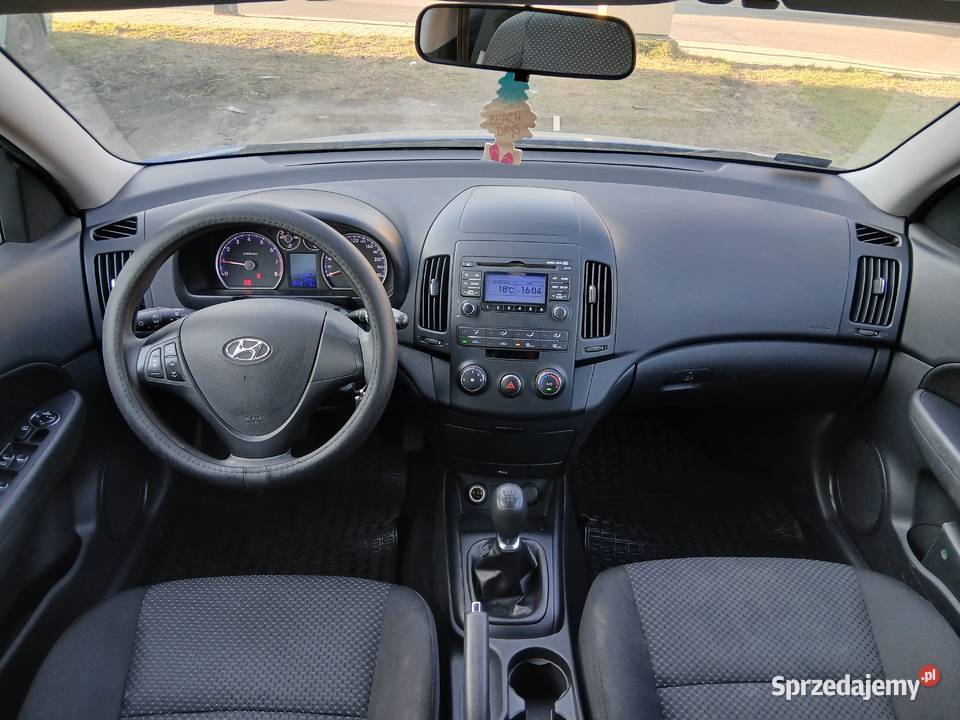 HYUNDAI i30 14 benz 2011r Klima Isofix Alufelgi ABS Gliwice