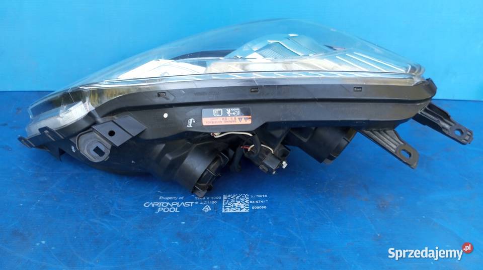 LAMPA PRAWY PRZÓD EU XENON RENAULT KOLEOS I 2008 osobowe Nowy Tomyśl