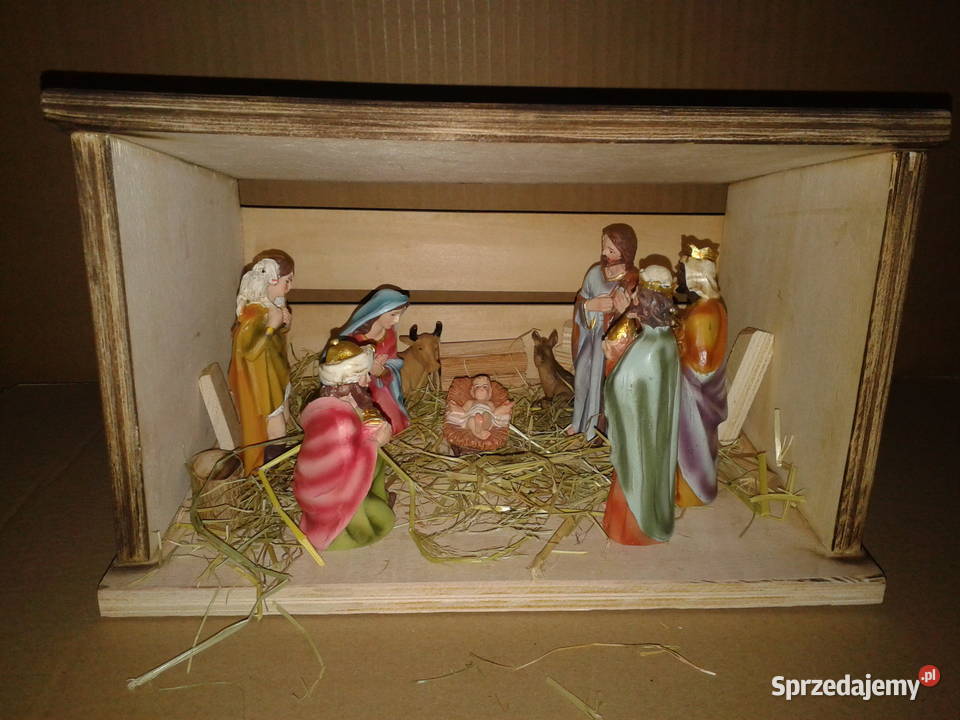 Szopka betlejemska z oświetleniem z figurkami Łódź sprzedam