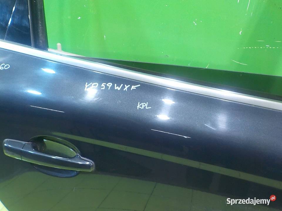 VOLVO XC60 24 D AUT 09r KOMBI 5D drzwi prawy tyl