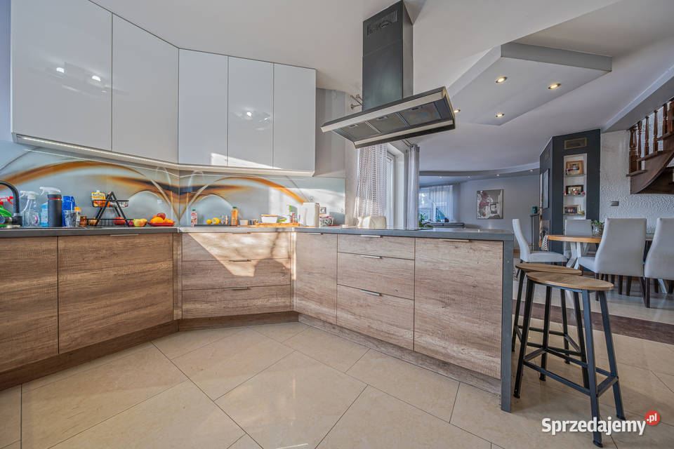 Dom w Lęborku w ładnej lokalizacji Liczba pokoi 5 Lębork