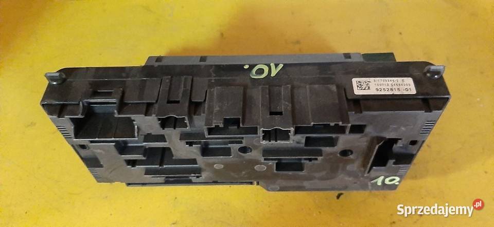 Bezpieczniki moduł BSI BMW 5 F10 F11 16704871 Włoszczowa