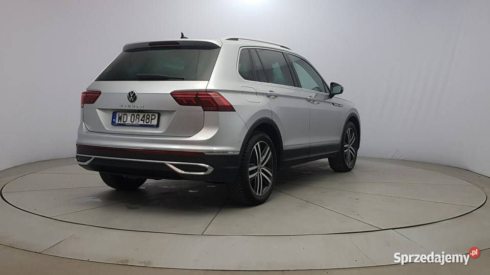 Volkswagen Tiguan 20 TDI SCR Elegance DSG Z gniazdo AUX Warszawa