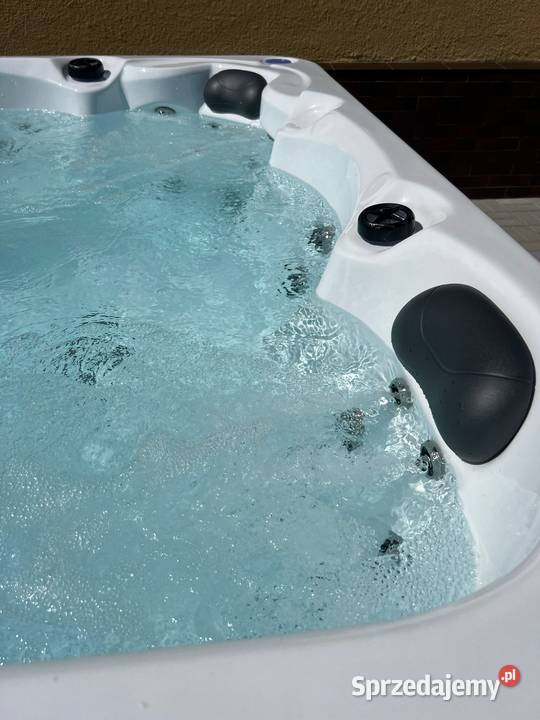 Jacuzzi 5osobowe darmowy montaż 40 dysz pokrywa małopolskie Andrychów sprzedam