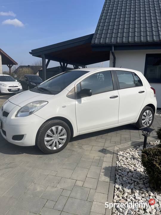 Toyota Yaris 10 benzyna 69 140 Ekonomiczne i dolnośląskie Rosochata