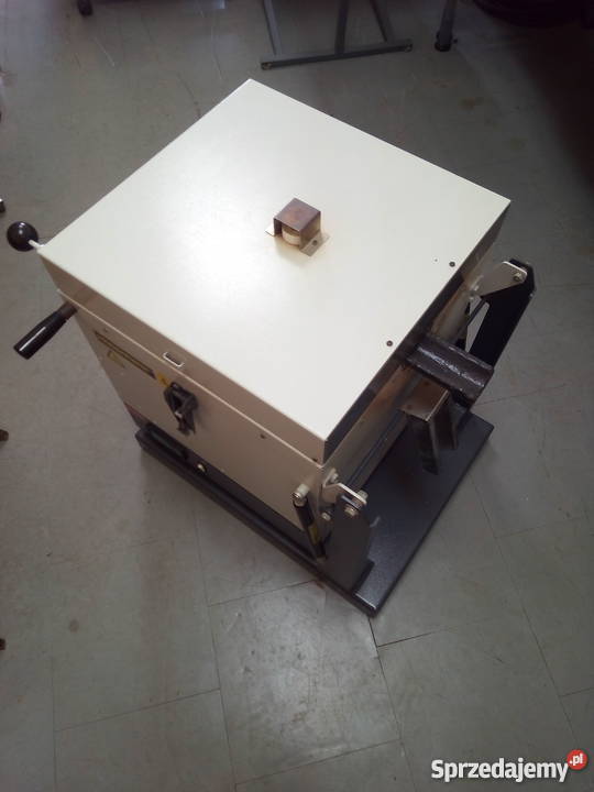 Piec tyglowy firmy Nabertherm Model K213 Poznań