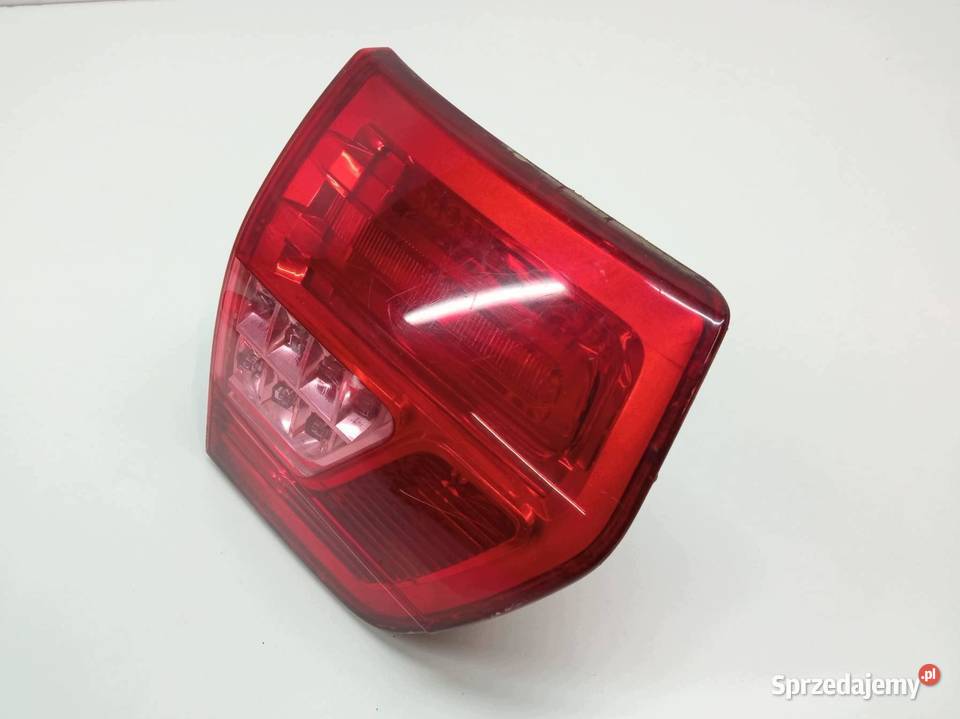 LAMPA TYŁ LEWA W KLAPĘ KOMBI X7 9671811480
