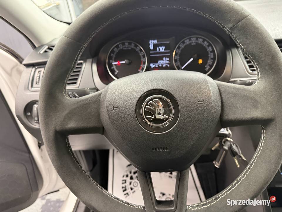 Skoda RAPID 16TDI 5L100 salon pełna historia wielkopolskie Poznań