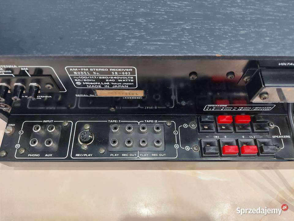 HITACHI AMFM Stereo Receiver SR603