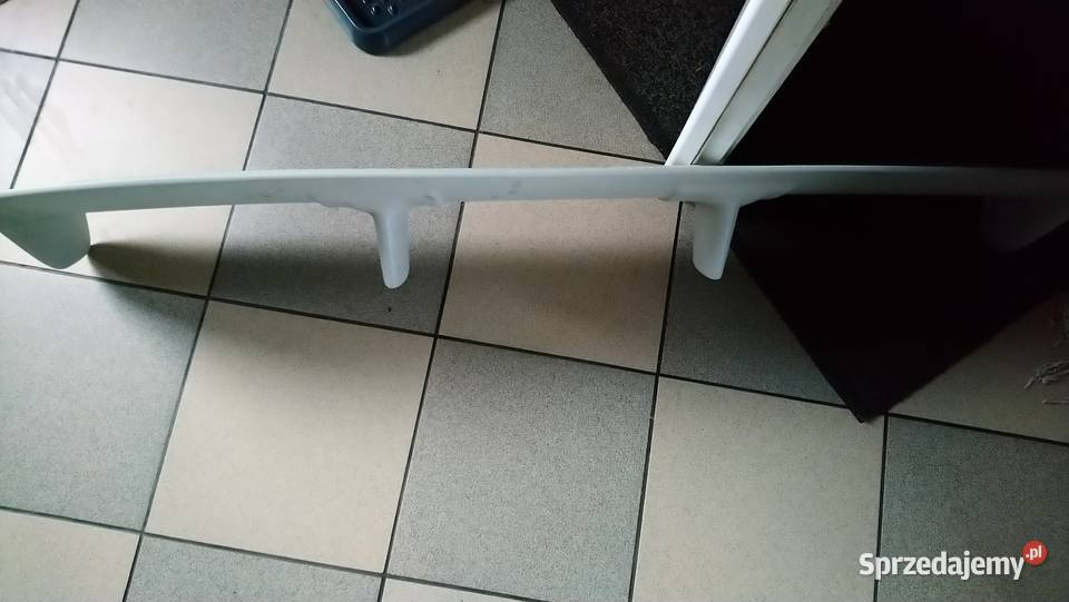 spoiler lotka uniwersalna