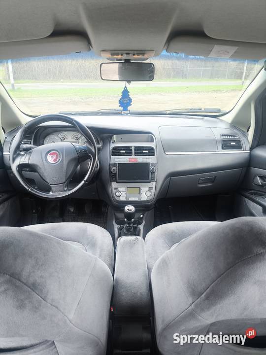 Fiat Linea 2011 na chodzie stuka silnik 302000km dolnośląskie Wrocław