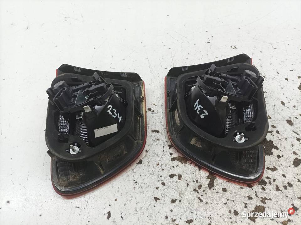 LAMPA TYŁ KOMPLET W KLAPĘ Seat Ibiza IV 2008 sprzedam
