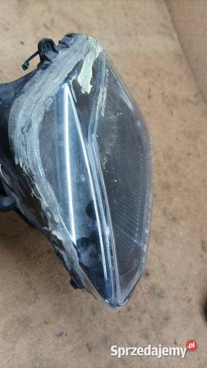 Lampy lampa przód światło reflektor części Derbi Oświetlenie małopolskie Wolbrom