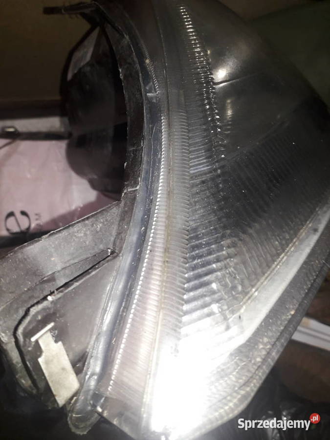 Lampa przednia lewa citroen c3 Poznań sprzedam